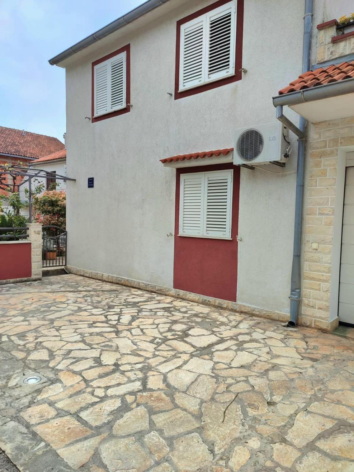 Appartement Petra à Vodice Extérieur photo
